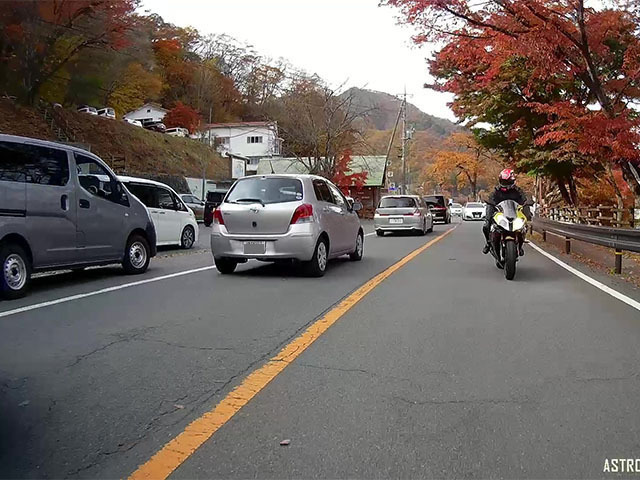 REAR0274_Moment.jpg